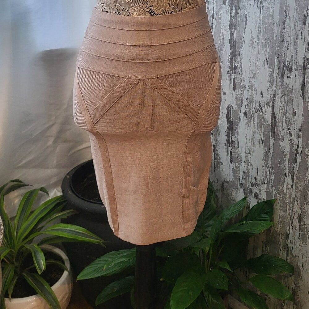NWOT Bebe Bodycon Pencil Midi Skirt